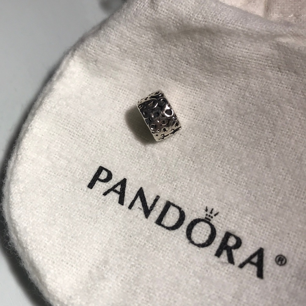 Pandora bracelet clip charm